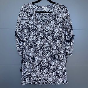 Amuse society dress with detailed arms